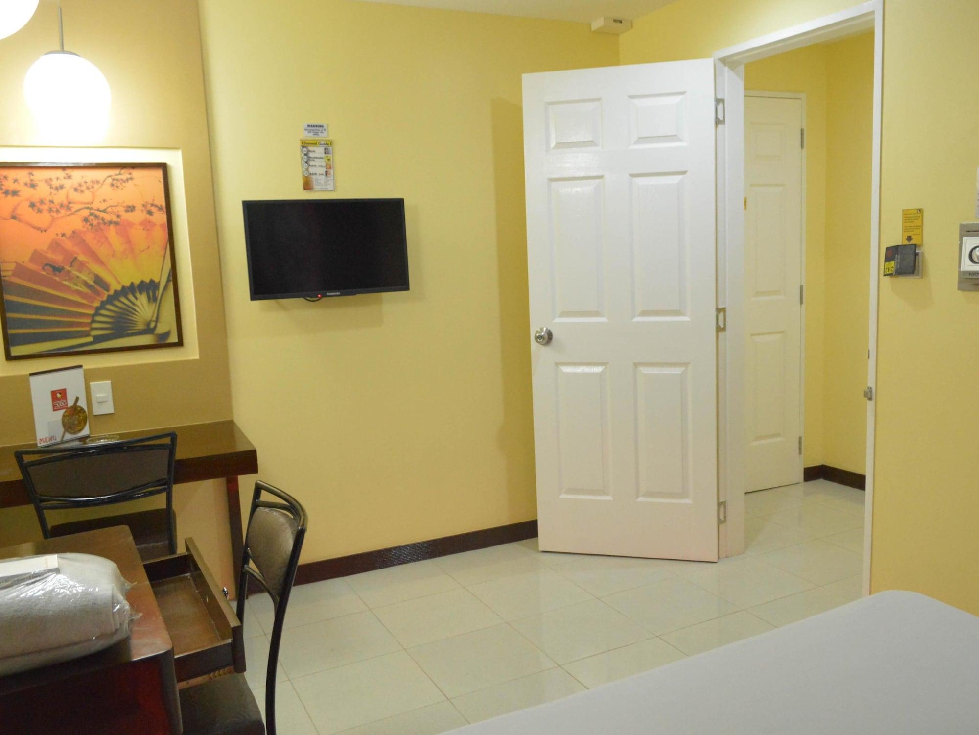 Hotel Sogo Pasay Wood Street Ngoại thất bức ảnh