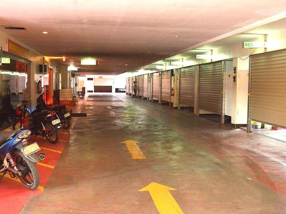 Hotel Sogo Pasay Wood Street Ngoại thất bức ảnh