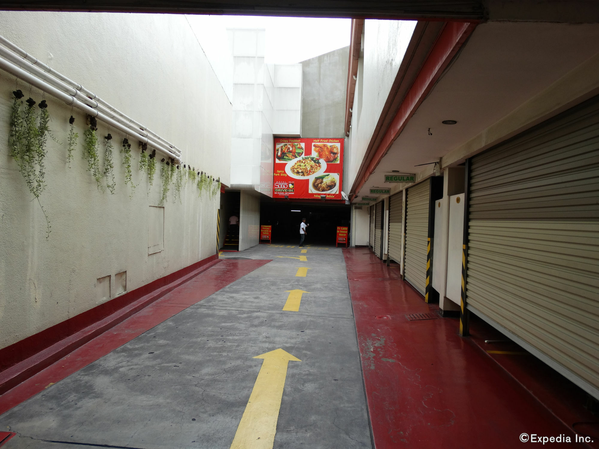 Hotel Sogo Pasay Wood Street Ngoại thất bức ảnh